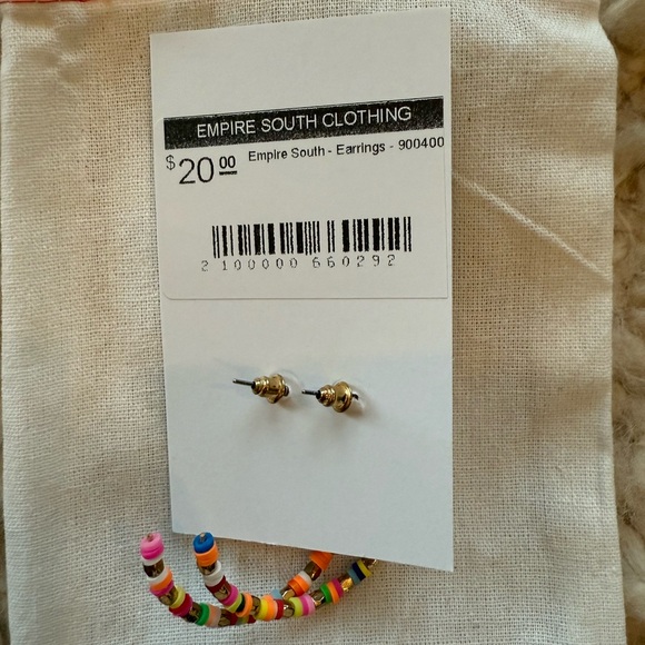 NWT colorful hoop earrings - Picture 4 of 4